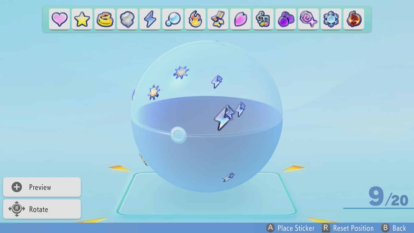 Una capsula a sfera decorata con adesivi per una Super Gara in Pokemon Diamante Brillante e Perla Splendente